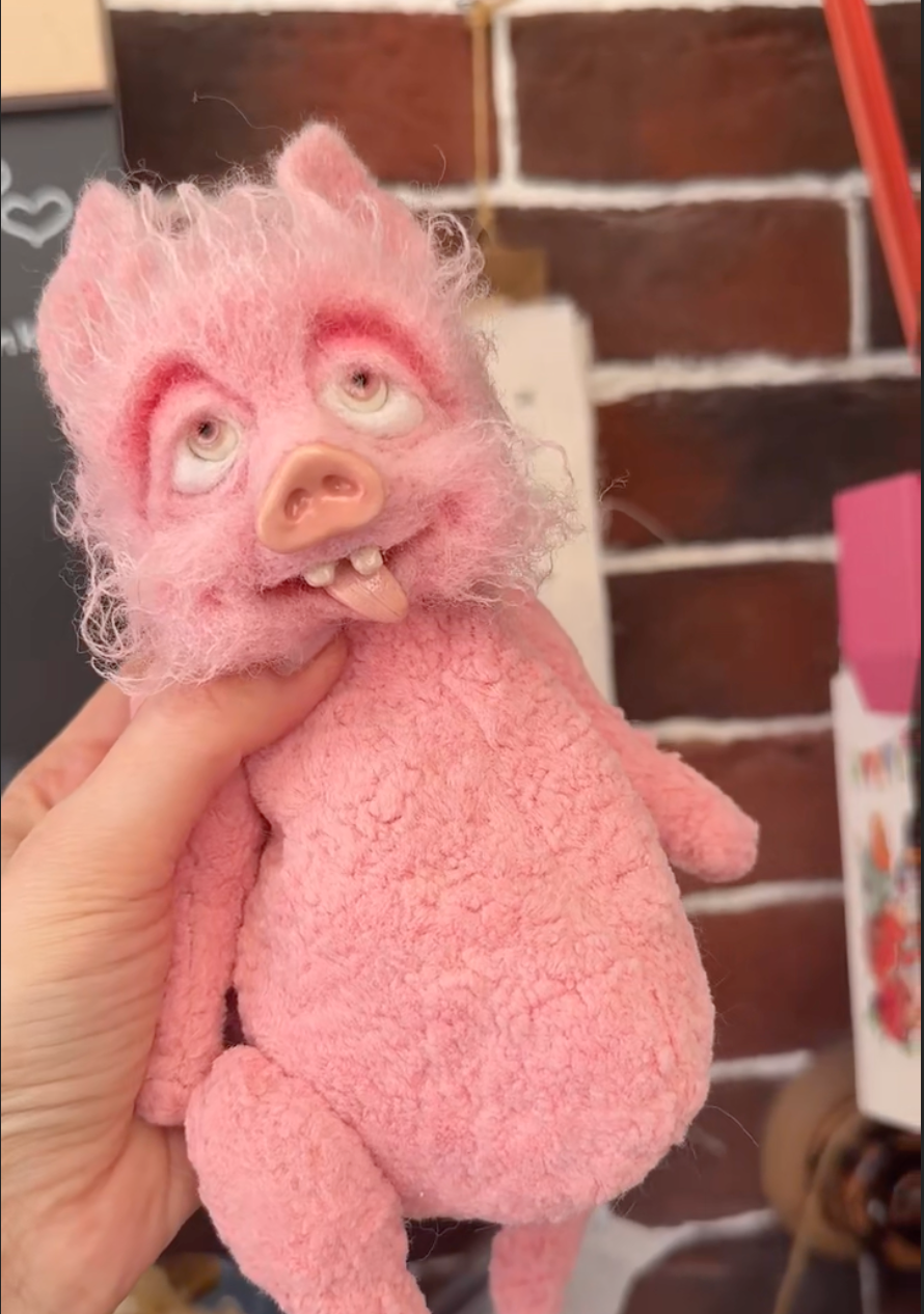Shy pigglet害羞之猪🐷