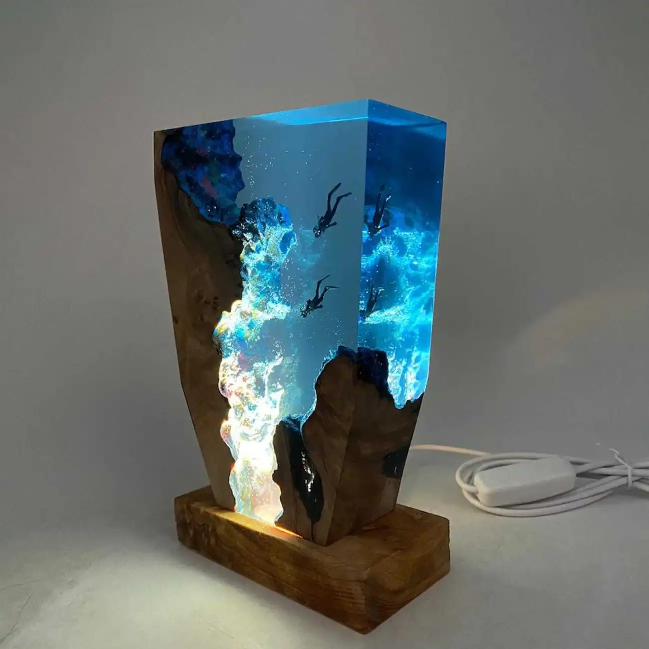 手作潜水员的假日夜灯摆件