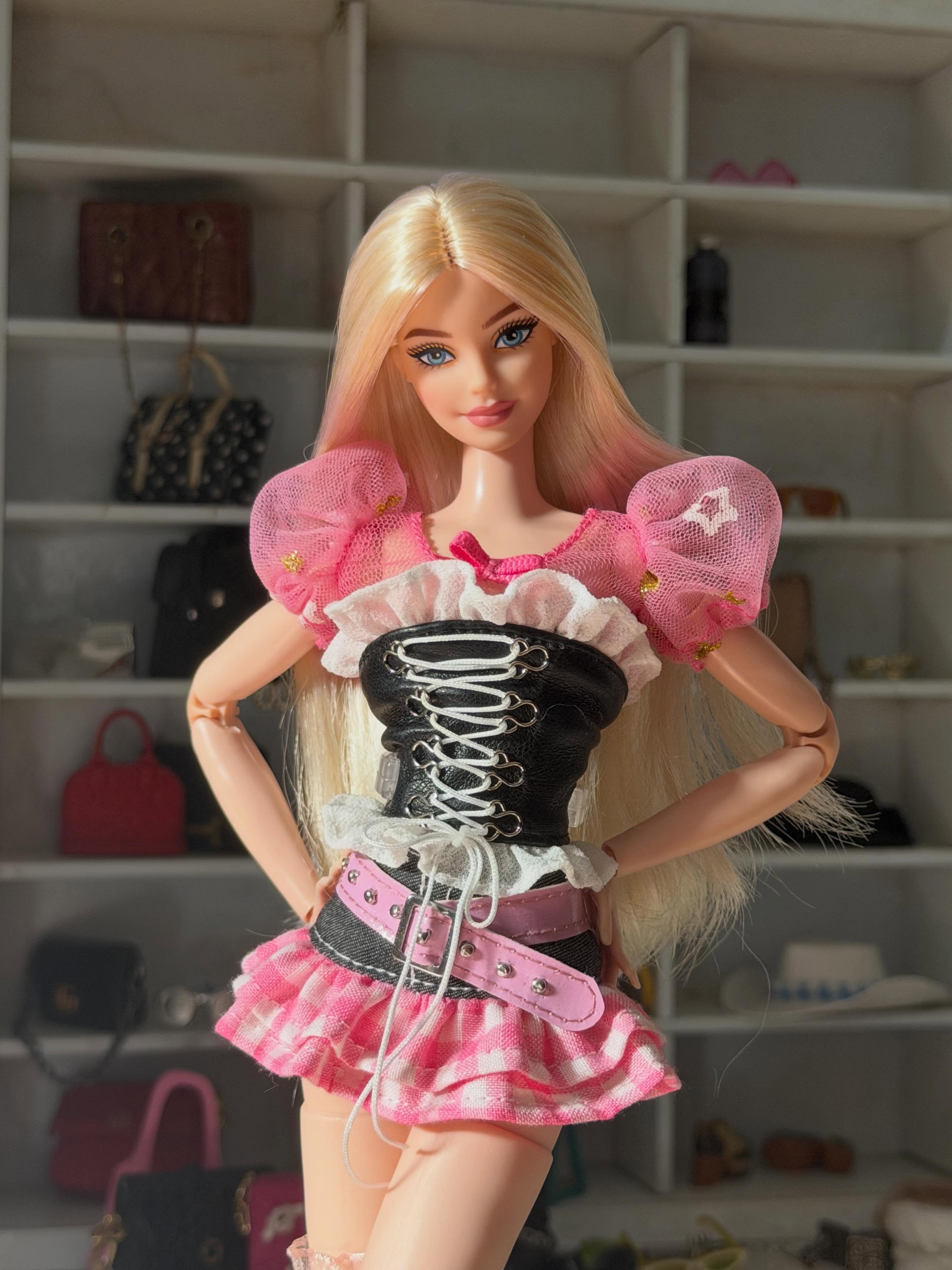 barbie 甜酷哥特 Y2K 芭蕾风